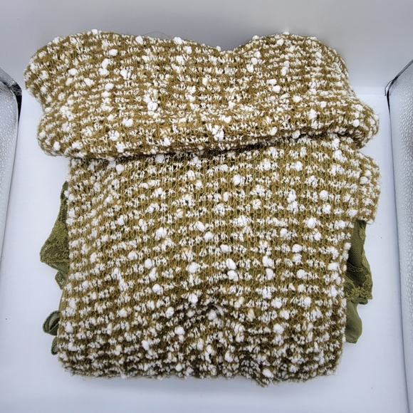 Altar'd State Green/White SWEATER DRESS Size Large Long Sleeve Lace Trim Floral - Picture 9 of 9